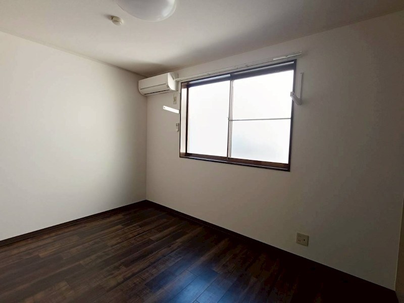 プリムローズG ベッドルーム