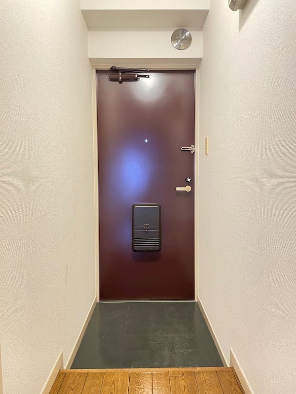 アビタシオン萩原 玄関