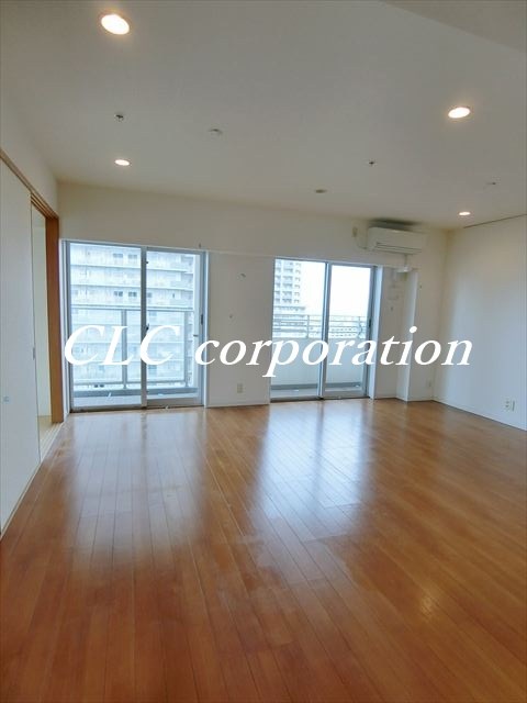 ロイヤルパークスタワー南千住 リビング