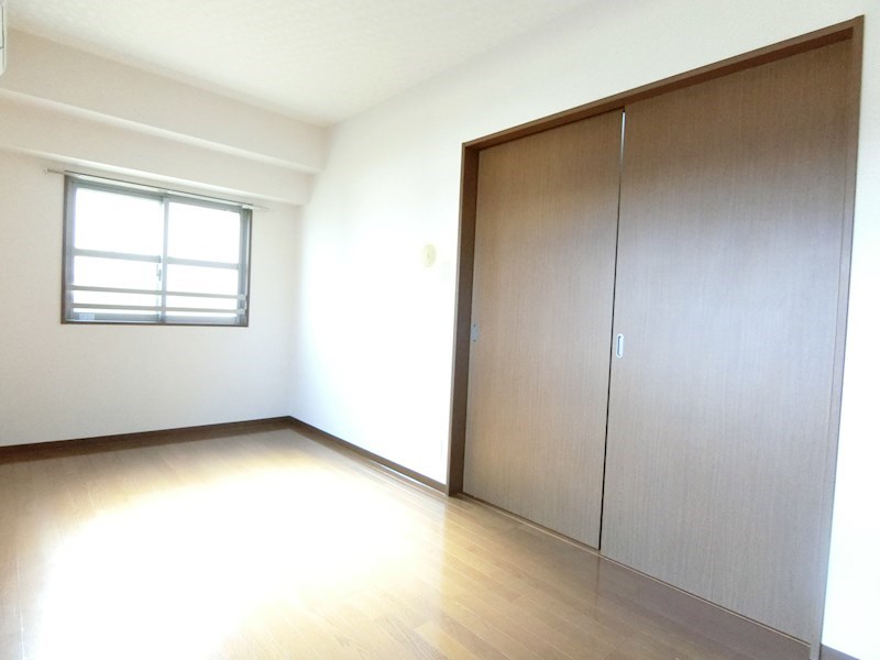 東海南小岩ビル ベッドルーム