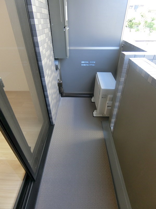 ルーブル大島弐番館   ベランダ