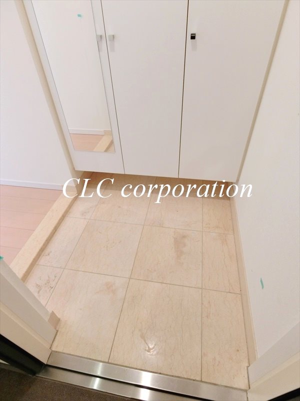 ロイヤルパークスタワー南千住 玄関