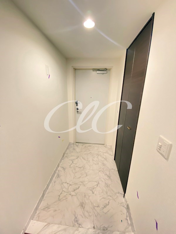 ロイヤルパークスタワー南千住 玄関