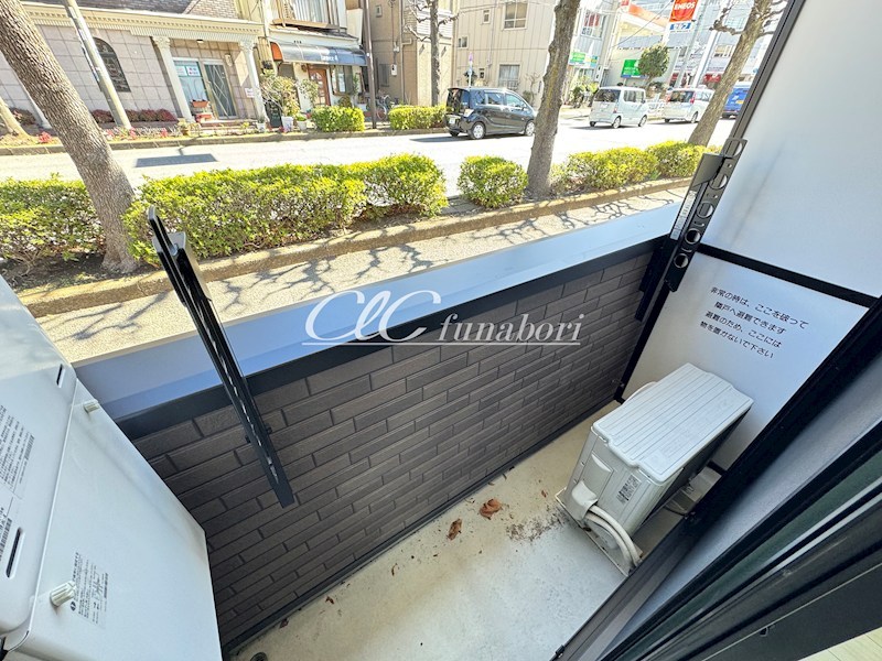 ESTATE PURE 新宿 ベランダ