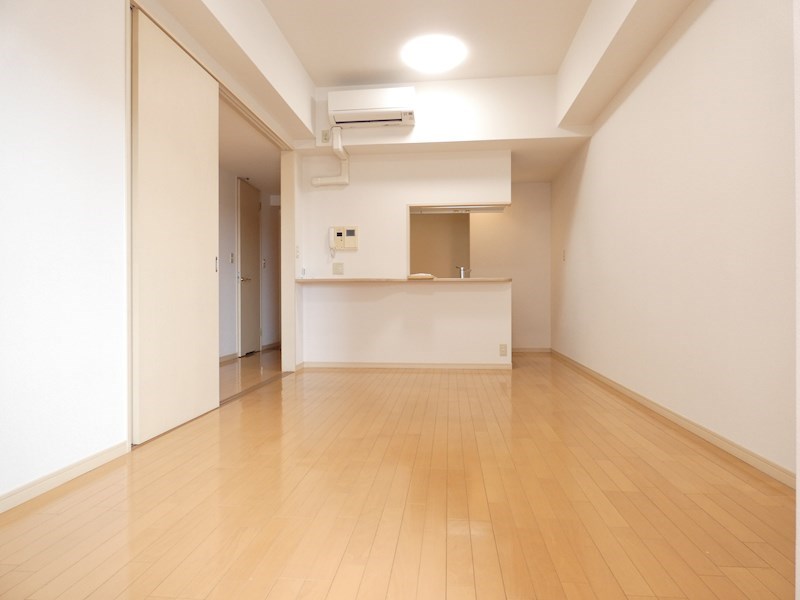 アンティニティ　アヤセ リビング