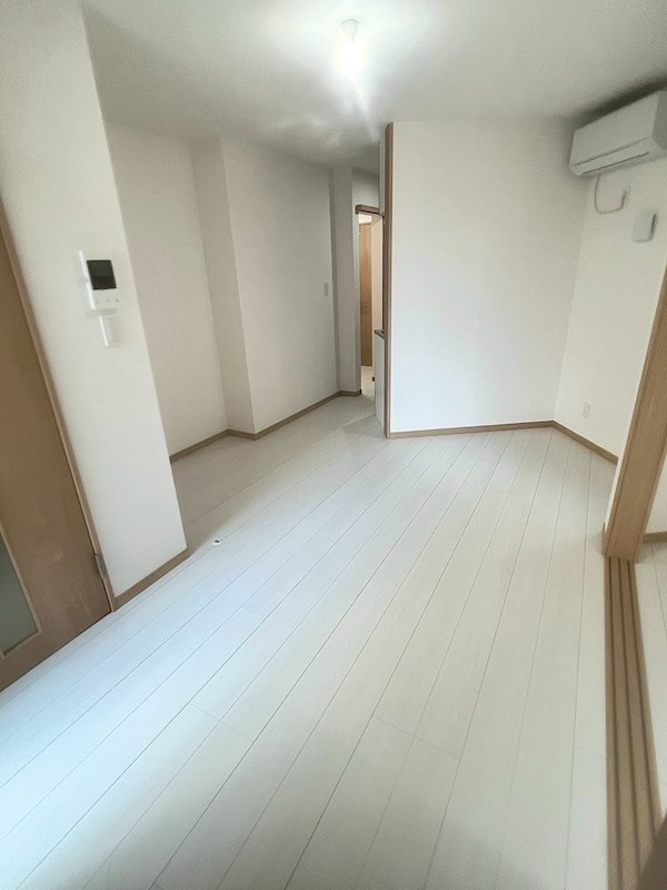 グランシャレー梅田 リビング