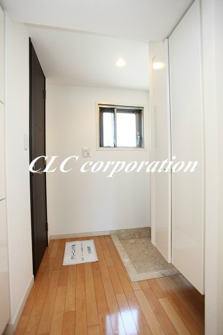 カスタリア日本橋 玄関