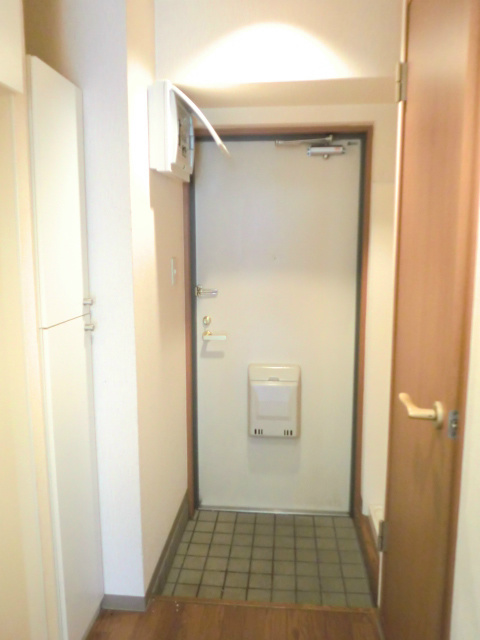 スプリングライト  玄関