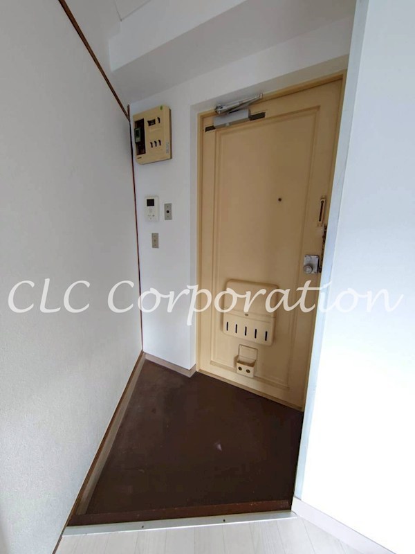 ミトモビル岳洋マンション  玄関