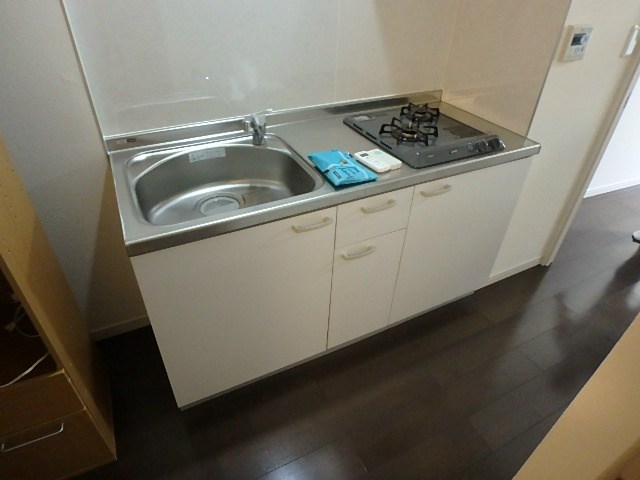 フォーピュアティ キッチン