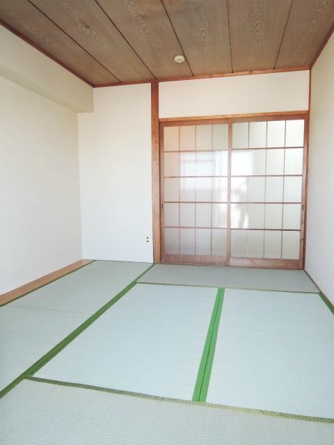 コートアオイ その他5