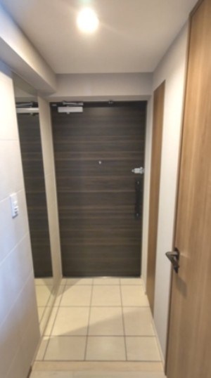 クレヴィアリグゼ西巣鴨 玄関