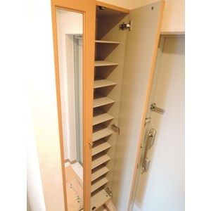 ビラ・エスト・ラート 玄関