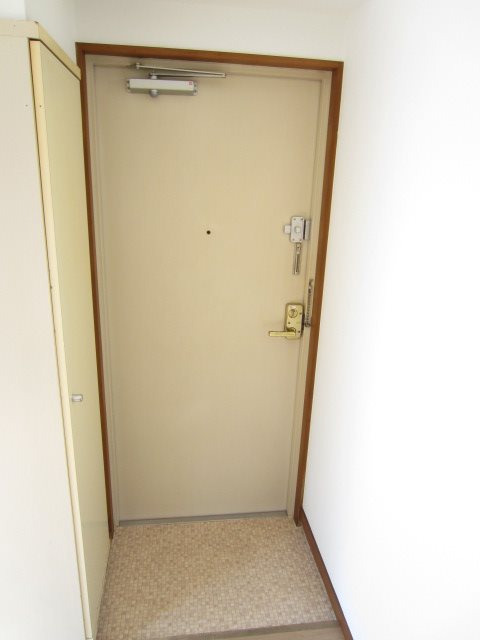 ツインタワーズイン 玄関