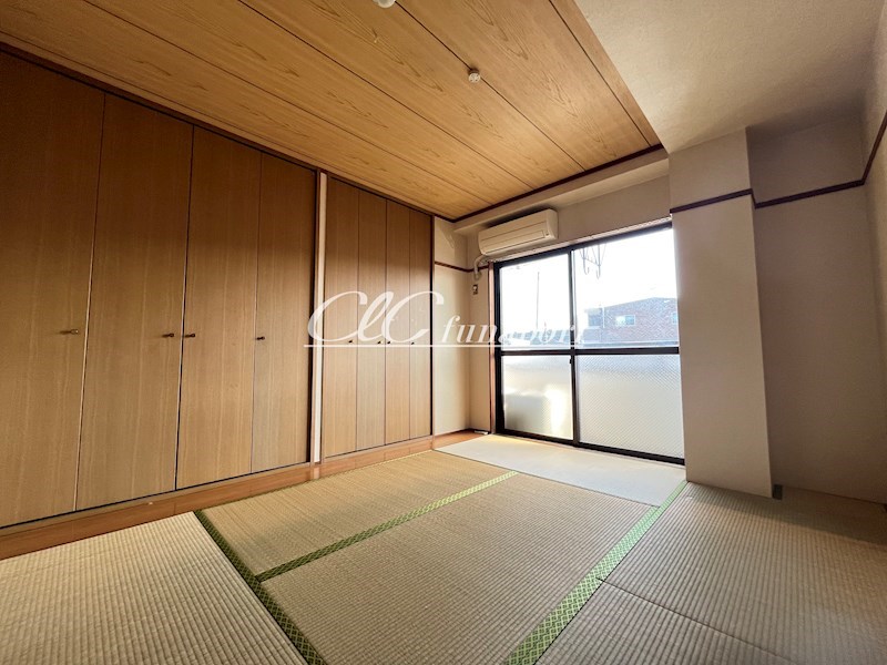 市川ハイムⅢ ベッドルーム