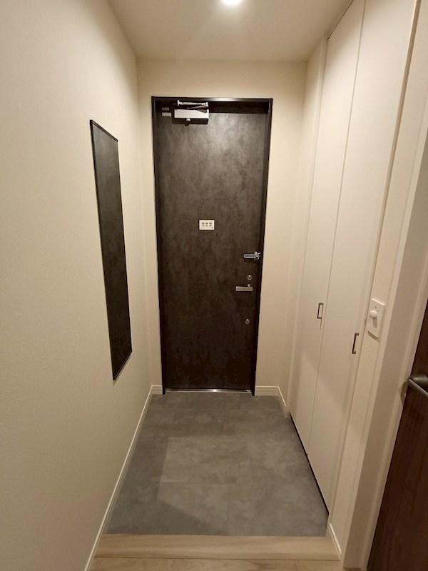 へーベルメゾン町屋１丁目 玄関