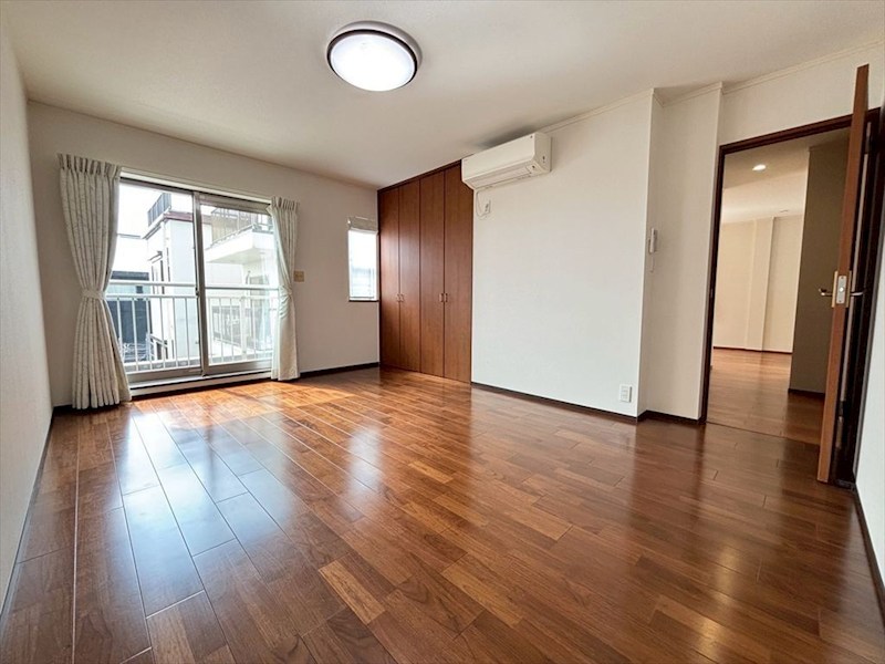 クレスト磯野 ベッドルーム