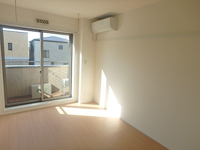 カルミア一之江 リビング