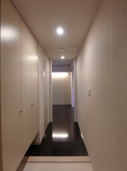 パークハビオ水天宮前 玄関