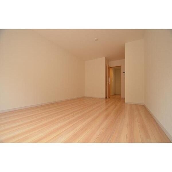 アーバンコート白鳥 ベッドルーム