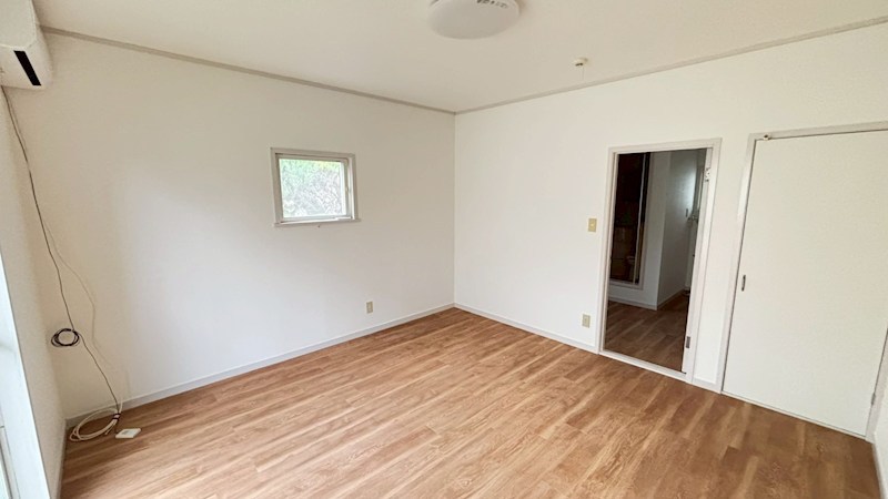 ホワイトゲーブル ベッドルーム