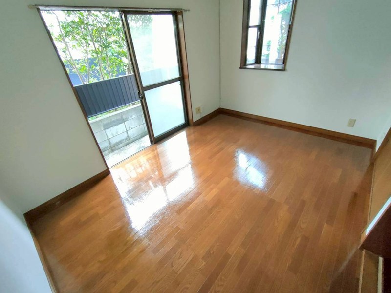 アベニュー・アイ リビング