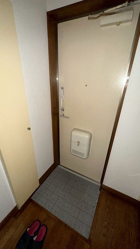 アベニュー・アイ 玄関