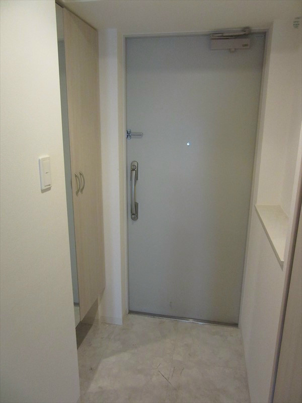 アンファンテーヌ  玄関