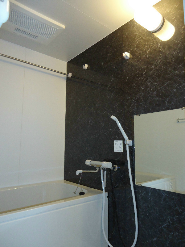 エリタージュ根岸  風呂画像