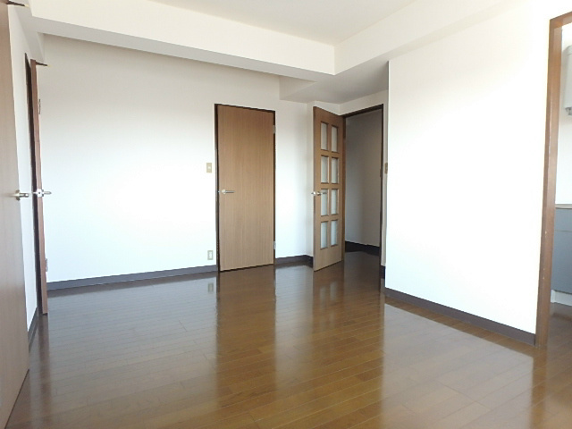 江上ビル リビング