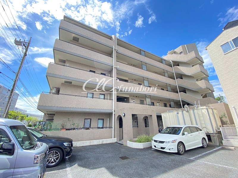 ハイネス北葛西 外観写真