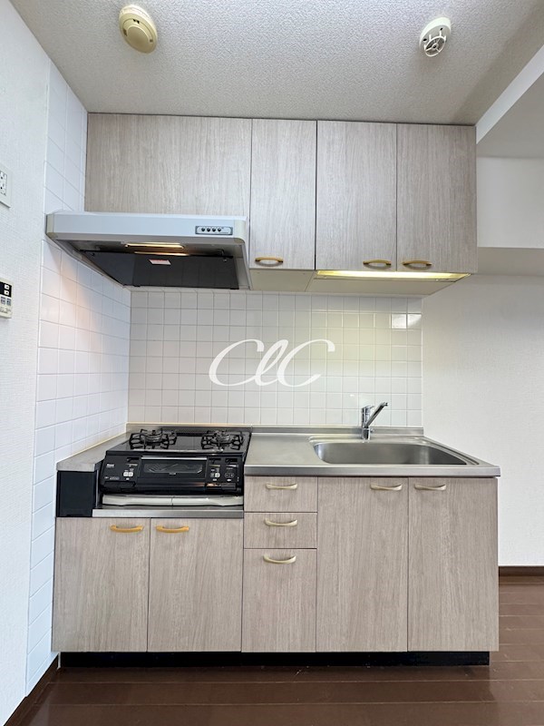 プワソンルージュ キッチン