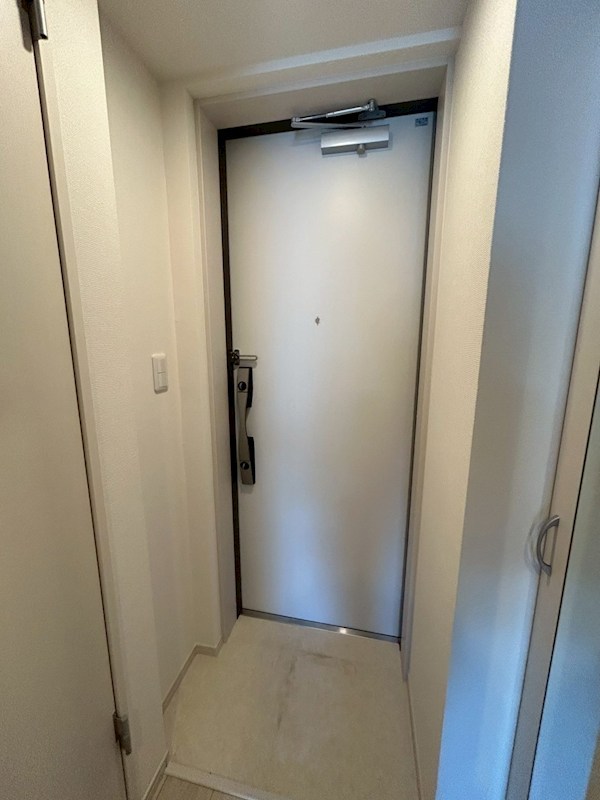 リブリ・梅島 玄関