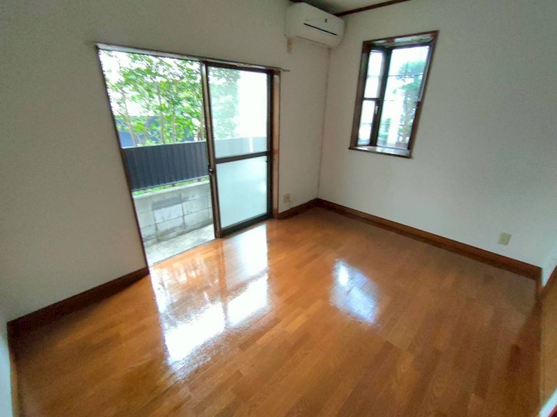 アベニュー・アイ リビング