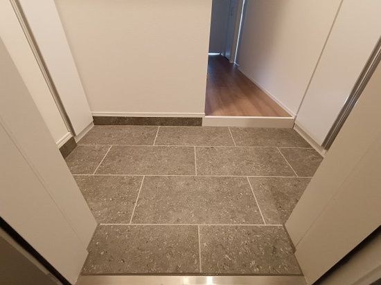 DECOR GRANDE ASAKUSA 玄関