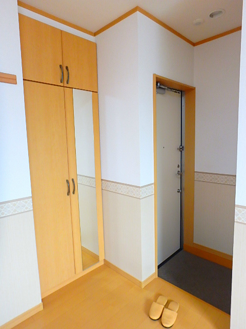 アンジェラ  玄関