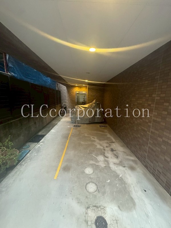 ヴィクトリー鈴木 その他9