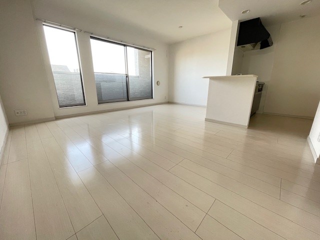 サンフライト リビング