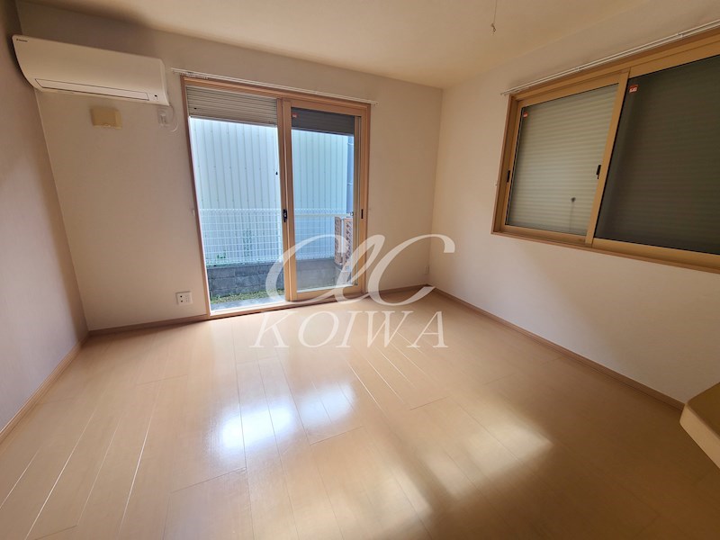 HARRISONS　COAT　SHIMIZU  リビング