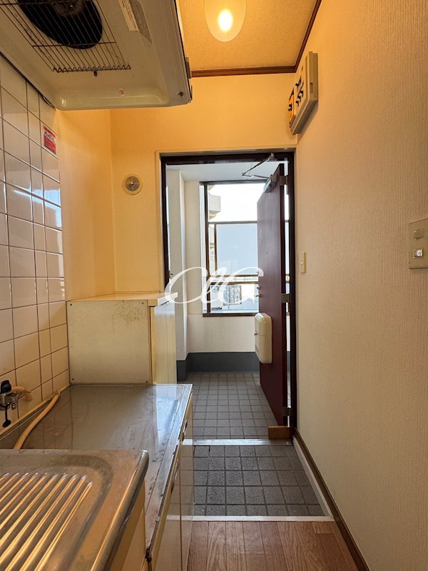 ＮＫホームズ 玄関