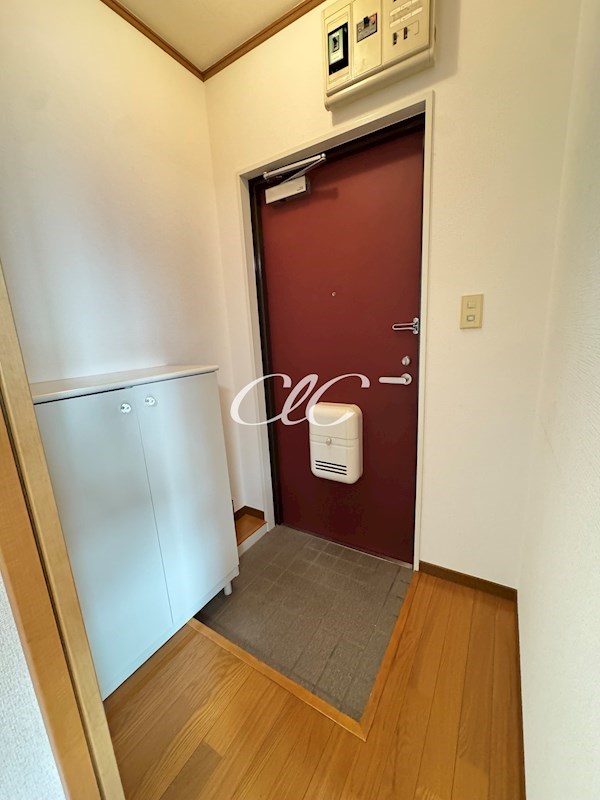 ＮＫホームズ 玄関