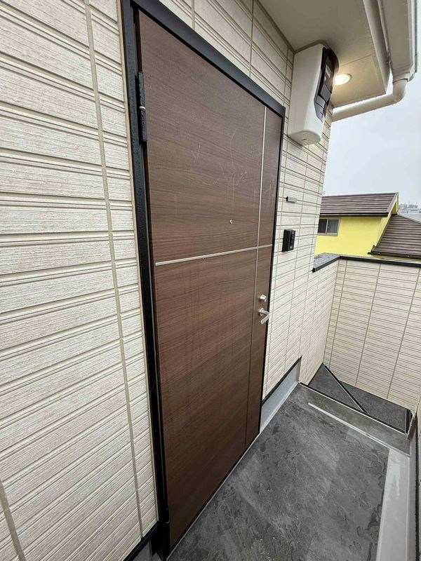 ガーデン一之江 玄関