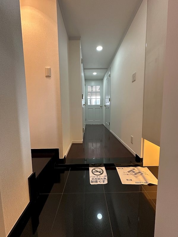 ファミールグラン銀座4丁目オーセンティア 玄関