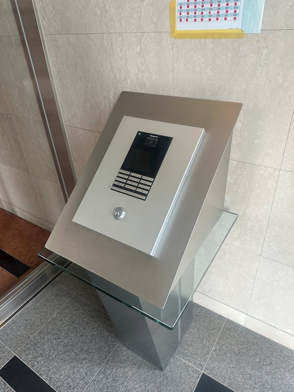 ファミールグラン銀座4丁目オーセンティア その他8