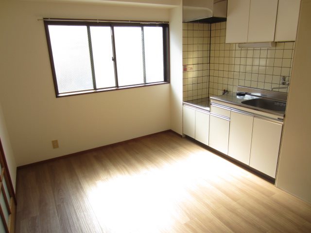 ツインタワーズイン リビング