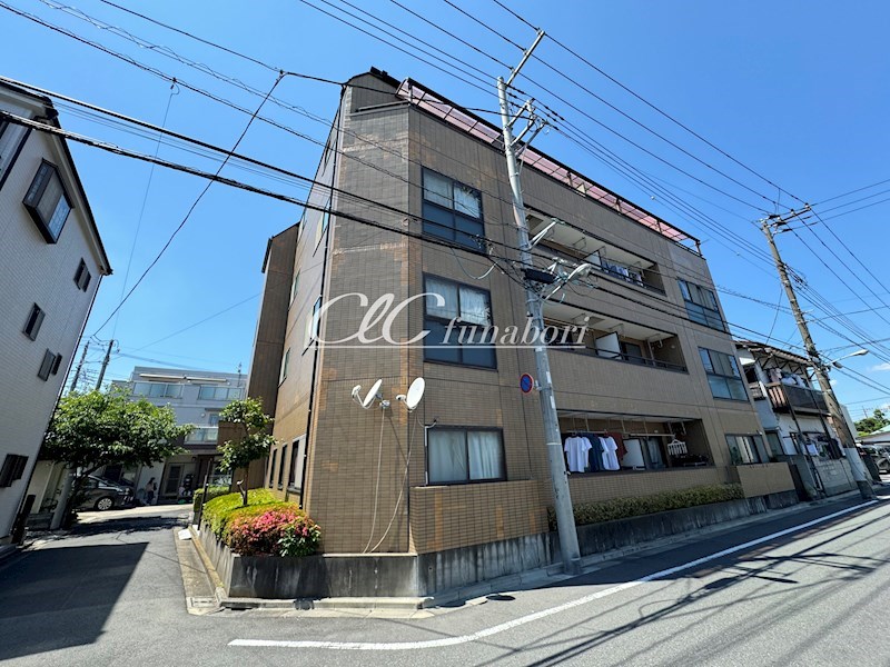 市川ハイムⅢ 外観写真