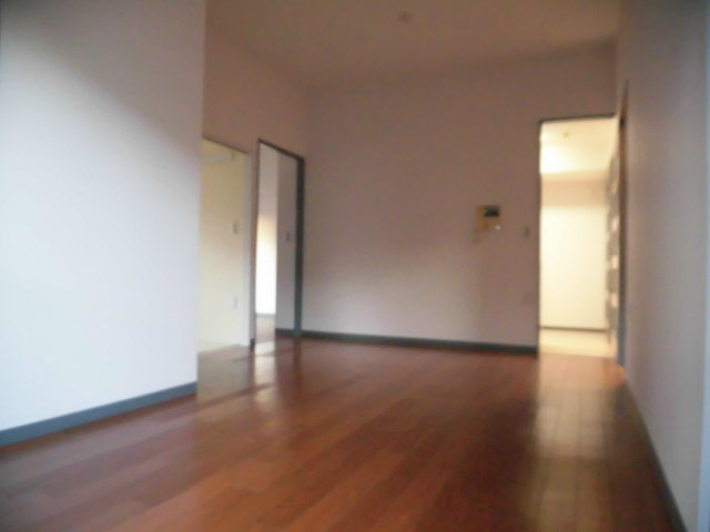 ラクテイ秋田 リビング