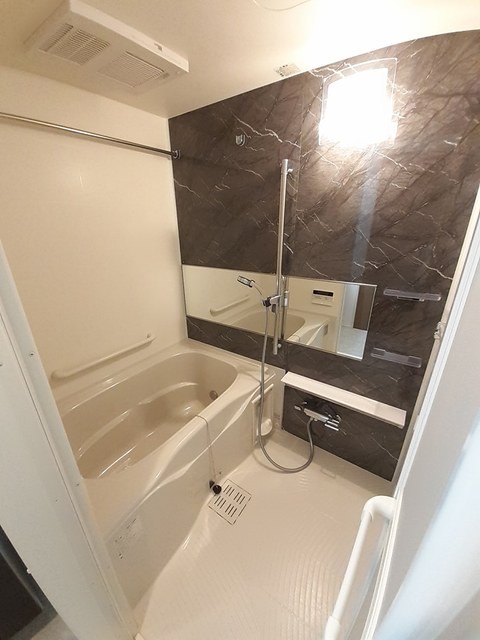 アンジュ 風呂画像