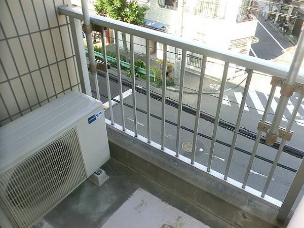 なり駒第3ビル ベランダ