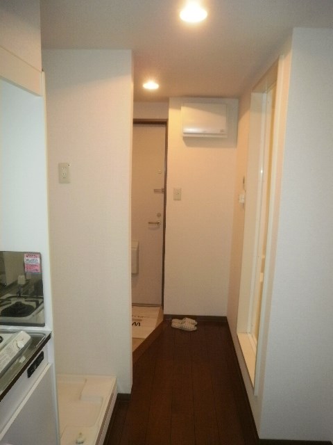 W.I.TパレスⅡ   玄関